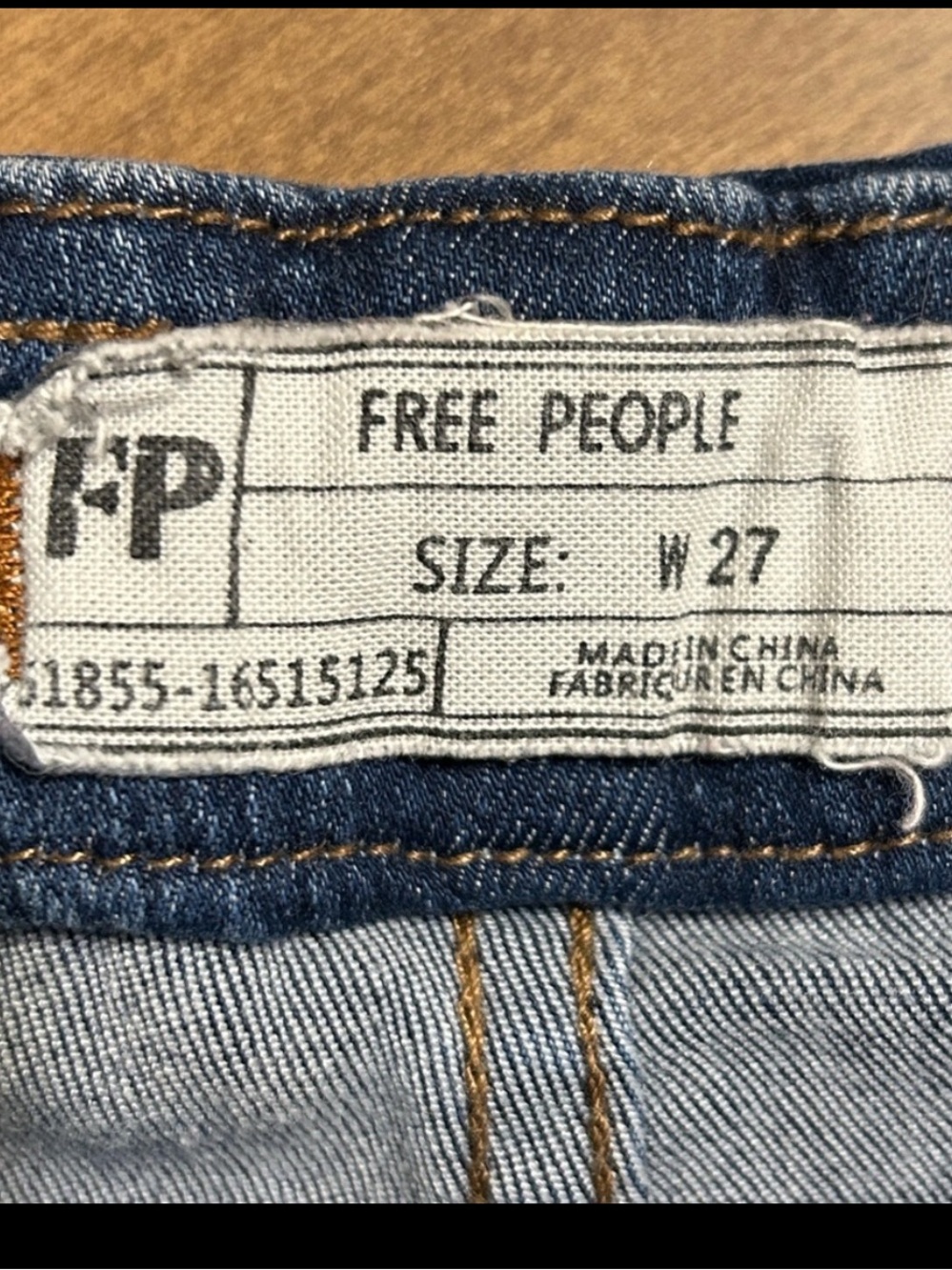 Free People High Rise Dark Wash Pull On Crop Flare Jeans 27
F - Picture 5 of 13